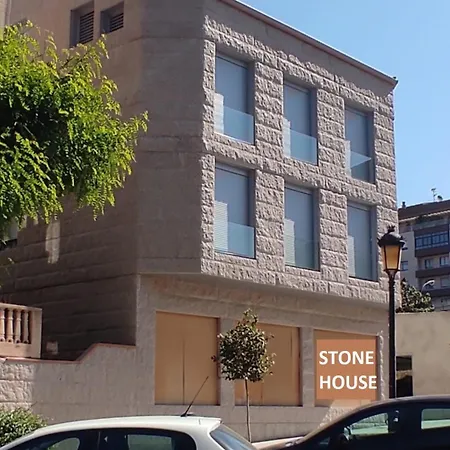 Stone House 2 *