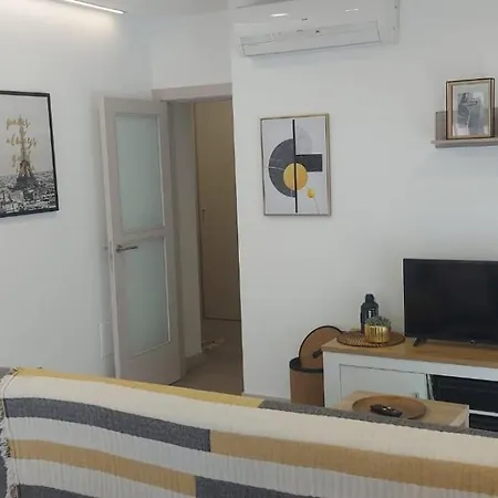 Apartment Stone House 2 *